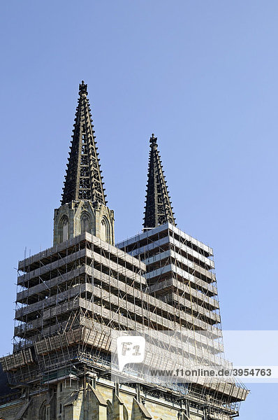 Restaurierung der Turmschäfte  Kirchtürme  St Maria zur Wiese  Wiesenkirche  Soest  Nordrhein-Westfalen  Deutschland  Europa