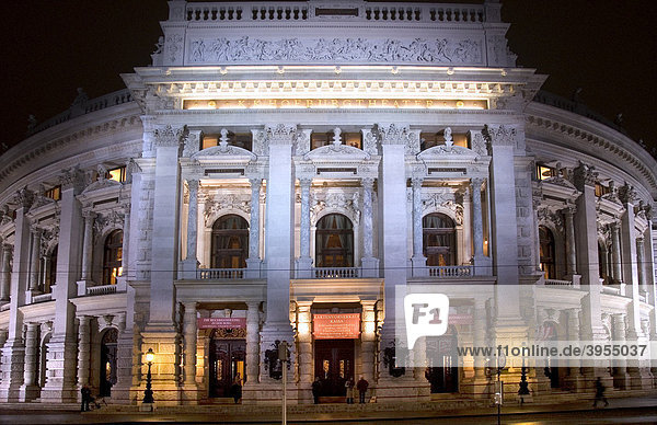 Wiener Burgtheater  Hofburgtheater  Personen  Nacht  Wien  Österreich  Europa