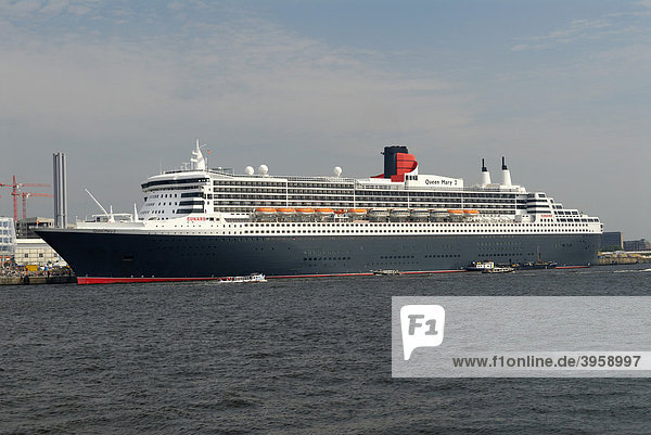 Cruise ship Queen Mary 2 at the Cruise Center in Hamburg  Germany  Europe