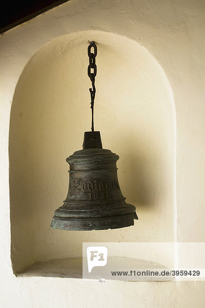 Alte Glocke im Castillo de La Punta  Havanna  Kuba