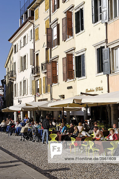 Piazza Motteotti Udine Friaul-Julisch Venetien Italien Europa