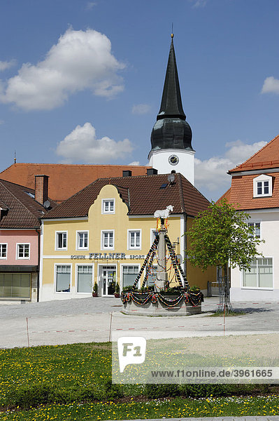 Marktplatz,  Simbach bei Landau,  Niederbayern,  Bayern,  Deutschland,  Europa