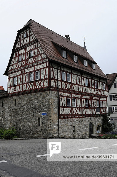 Götzenhaus  hier verbrachte Götz v. Berlichingen seine Schulzeit 1490  Niedernhall  Baden-Württemberg  Deutschland  Europa