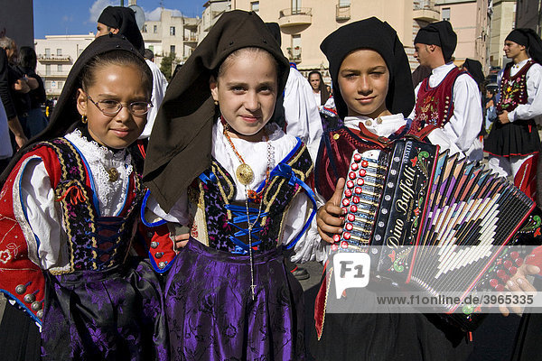 Traditional costumes at the Sagra dell' Redentore folk festival  Nuoro  Sardinia  Italy