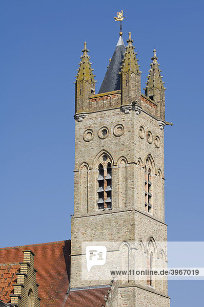 Glockenturm  Grote Markt  Unesco Weltkulturerbe  Nieuwpoort  Belgien  Europa