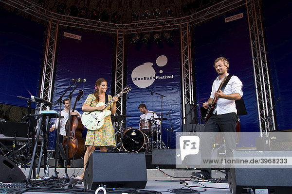 Swiss singer-songwriter Priska Zemp alias Heidi Happy with her band live at the Blue Balls Festival Pavilion on the lake  Lucerne  Switzerland