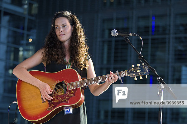 British singer-songwriter Susy Thomas performing live at Blue Balls Festival in front of the KKL Plaza in Lucerne  Switzerland  Europe