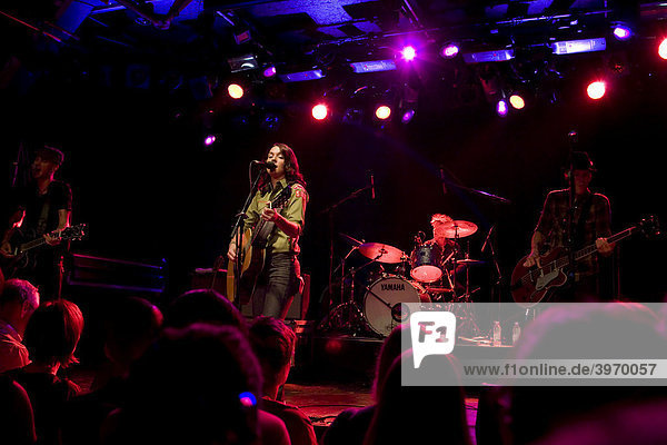 Die amerikanische Singer-Songwriterin Brandi Carlile live in der Schüür Luzern  Schweiz