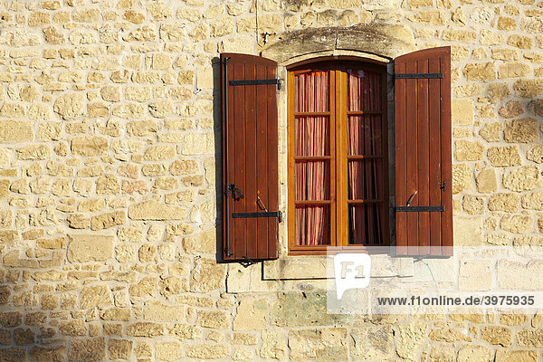 Fenster  MoliËres  Dordogne  Aquitanien  Südfrankreich  Frankreich  Europa