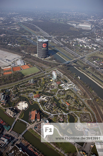 Gasometer  Ausstellungshalle  Oberhausen  Ruhrgebiet  Nordrhein-Westfalen  Deutschland  Europa