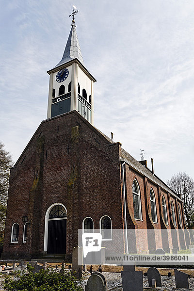 Dorfkirche im alten Walfänger-Dorf Jisp  Wormerland  Provinz Nordholland  Niederlande  Europa
