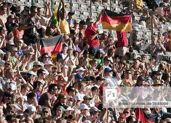 Publikum bei der Leichtathletik WM 2009 in Berlin  Deutschland  Europa