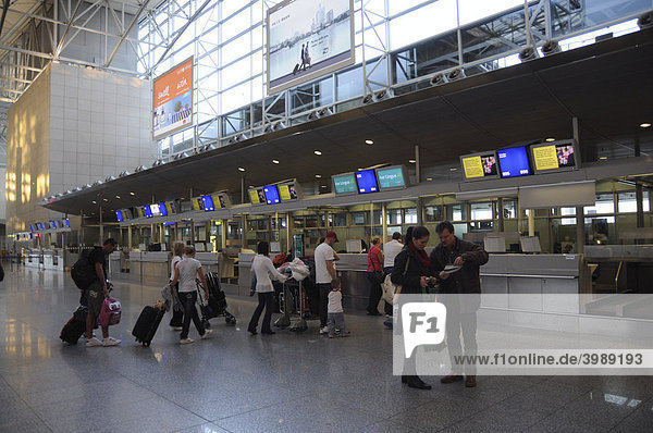 Terminal 2 at the Frankfurt airport  departure area  Frankfurt  Hesse  Germany