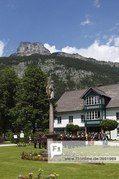Spa park in Altaussee  Loser mountain  Ausseer Land  Salzkammergut area  Styria  Austria  Europe