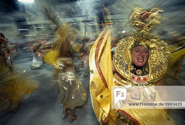 Karnevalstänzer im Sambodromo Rio de Janeiro Brasilien Südamerika