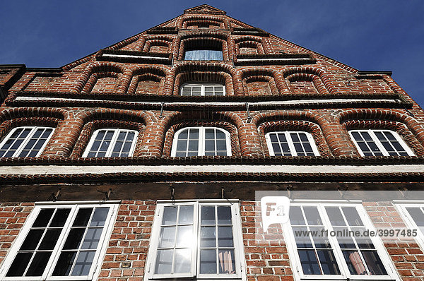 Renaissance-Fassade mit Tausteinen  Lüneburg  Niedersachsen  Deutschland  Europa