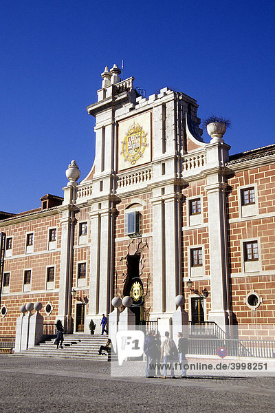 Courtyard of the Cultural Centre  Centro Cultural Antiguo Cuartel del Conde Duque  Madrid  Spain  Europe