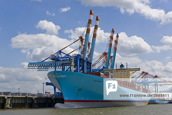 Containerschiff Eugen Maersk Randers am Containerterminal in Bremerhaven  Deutschland