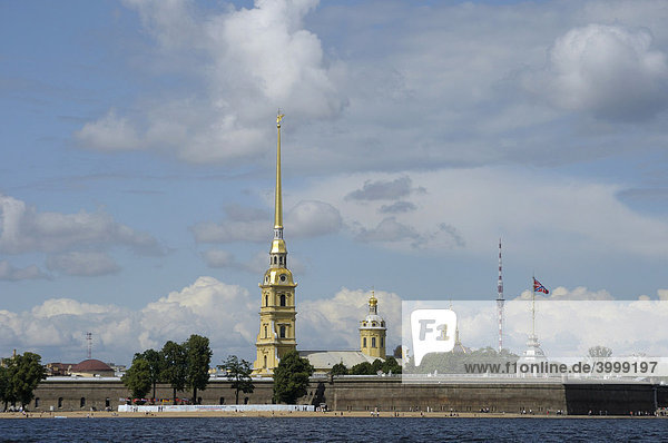 Peter-und Paul-Festung mit Peter-und Paul-Kathedrale Sankt Petersburg Russland Europa
