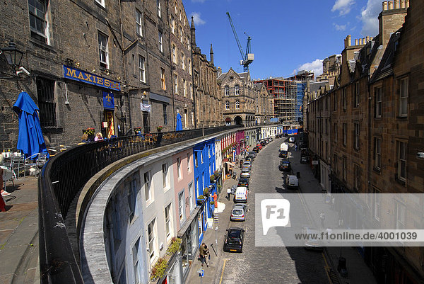 Victoria Street von oben mit Kran  Edinburgh  Schottland  Großbritannien  Europa