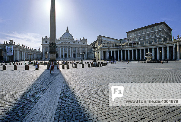 Dom St. Peter  Petersdom  vatikanischer Palast  Petersplatz  Piazza San Pietro  Vatikan  Rom  Latium  Italien  Europa