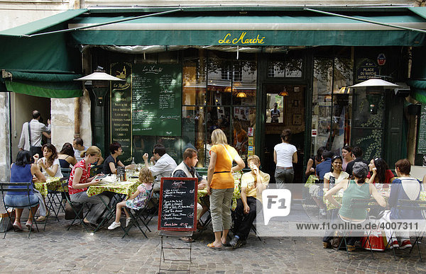 Typisches französisches Restaurant im Zentrum von Paris  Frankreich  Europa