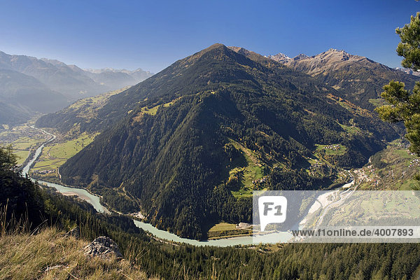 Innschleife Pillerhöhe Am Gachenblick Gacher Blick Fisser Joch mit Samnaungruppe Oberinntal Tirol Österreich Europa