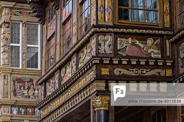 Detail der Fassade des Wedekindhauses am Marktplatz  Hildesheim  Niedersachsen  Deutschland  Europa