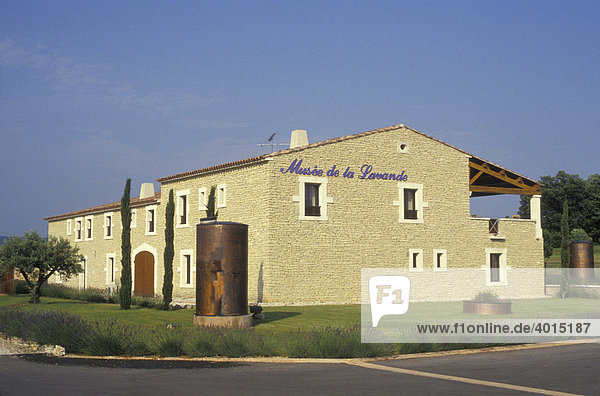 Lavendelmuseum  MusÈe de la Lavande  Coustellet  Provence  Frankreich  Europa
