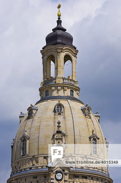 Kuppel der Frauenkirche  Besucherterrasse auf der Laternenplattform  Dresden  Sachsen  Deutschland