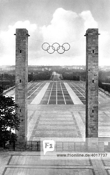 Olympiade August 1936  Olympiastadion  Berlin  Deutschland  historische Aufnahme