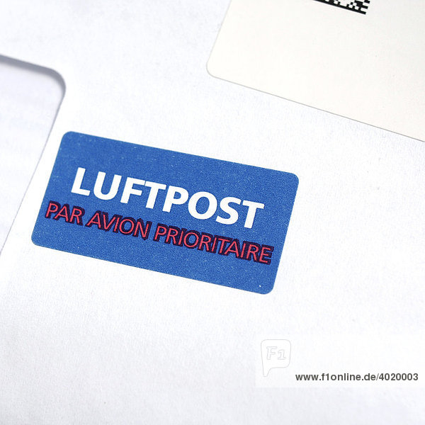 Brief mit einem Luftpost-Sticker