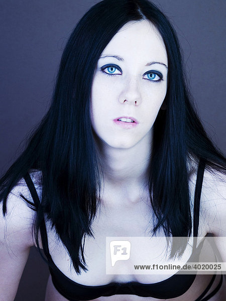 Woman  dark-haired  gothic  face  portrait