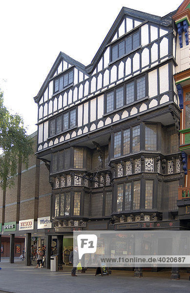 Historisches Fachwerkhaus Mol's Coffee House  1596 nahe der Cathedral von Exeter  Exeter  England  Großbritannien  Europa