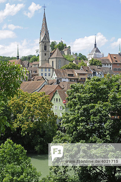 Altstadt  Kirche  Fluss Limmat  Baden  Aargau  Schweiz  Europa