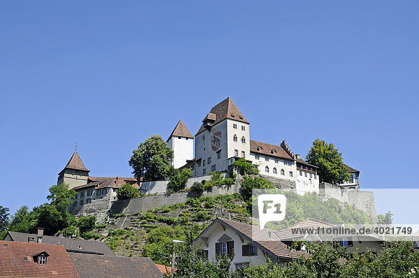 Schloss Burgdorf  Schlossmuseum  das Helvetische Goldmuseum  Museum für Völkerkunde  Burgdorf  Kanton Bern  Schweiz  Europa Kanton Bern
