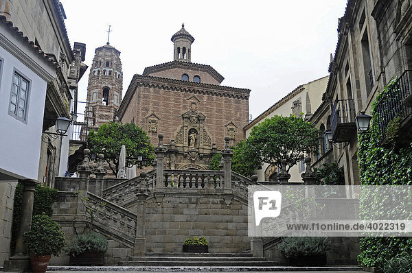 Treppe  Kirche  Poble Espanyol  spanisches Dorf  Freilichtmuseum  Montjuic  Barcelona  Katalonien  Spanien  Europa