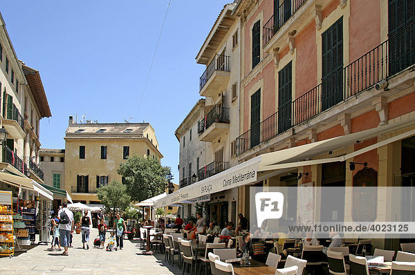 Town centre  historic town centre  Alcudia  Majorca  Balearic Islands  Spain  Europe