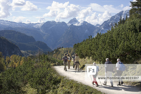 Hikers in Berchtesgadener Land  Berchtesgaden  Bavaria  Germany  Europe