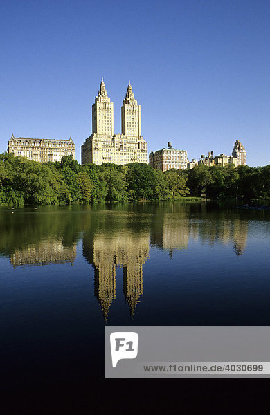 Hochhäuser der Upper West Side am Central Park  Manhattan  New York City  USA