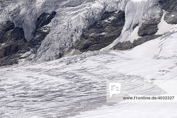 Pasterzengletscher  Hufeisenbruch unter dem Großglockner  Nationalpark Hohe Tauern  Kärnten  Österreich  Europa  Luftaufnahme