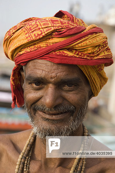 Smiling Indian man  portrait  Varanasi  Benares  Uttar Pradesh  India  South Asia