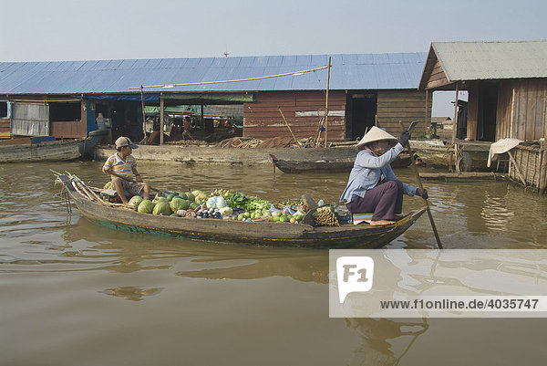 Schwimmendes Dorf  See Tonle Sap  Siem Reap  Kambodscha  Südostasien