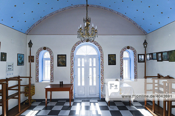 Innenansicht  griechische Kirche in Firopotamos auf Milos  Kykladen  Griechenland  Europa