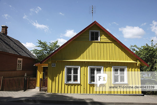 Gelbes Haus in Trakai  Litauen  Baltikum  Nordosteuropa