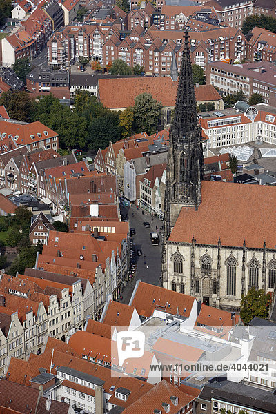 Lamberti Kirche am Prinzipalmarkt  Innenstadt von Münster  Nordrhein-Westfalen  Deutschland  Europa