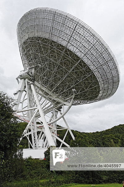 Radioteleskop  Max-Planck-Institut für Radioastronomie  Bad Münstereifel-Effelsberg  Eifel  Nordrhein-Westfalen  Deutschland  Europa