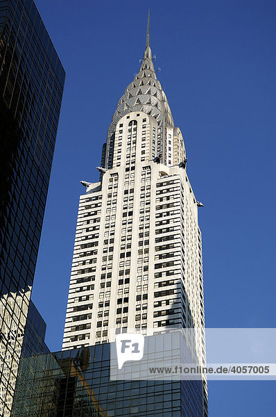 Chrysler Building gegen blauen Himmel  New York City  USA
