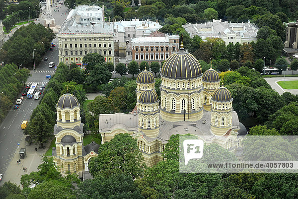 Russisch-Orthodoxe Kirche  Christ-Geburts-Kathedrale  Kristus Piedzimsanas pareizticigo Katedrale  im Esplanade Park  Riga  Lettland  Latvija  Baltikum  Nordosteuropa