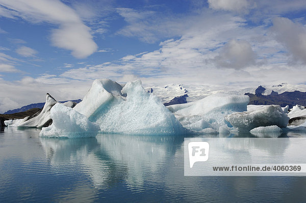 Eisberge  Gletscher  Joekulsarlon  Island  Europa